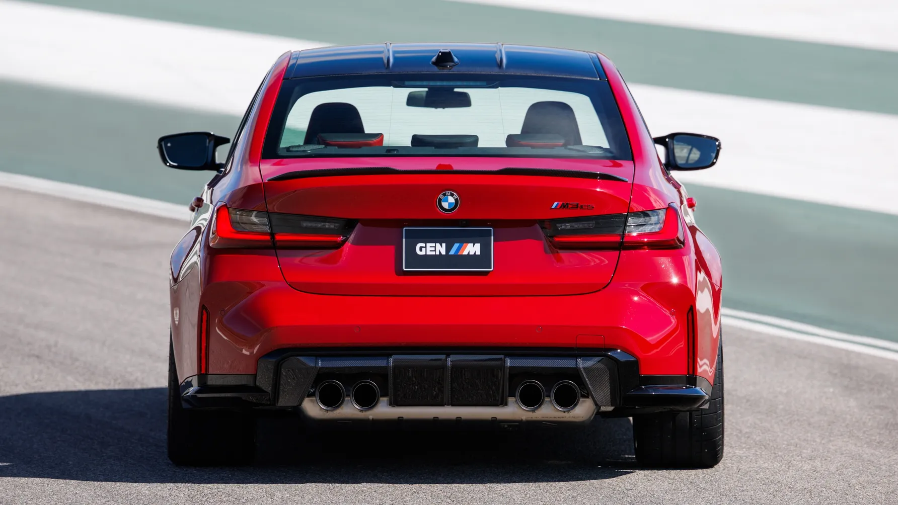 BMW M3 CS Handschalter bok